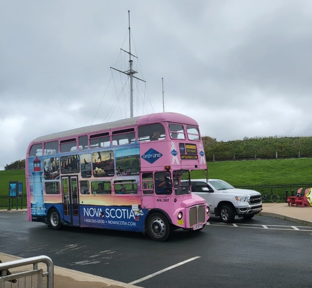 노바스코샤주 이층버스