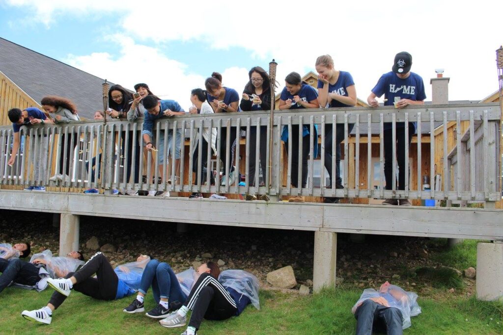 핼리팩스 교육청 신입생 오리엔테이션에 참석한 유학생들의 모습